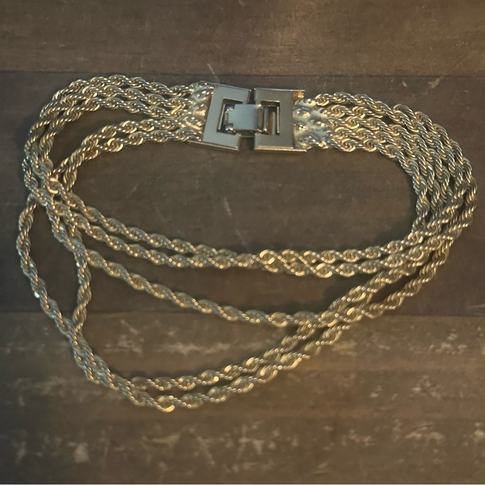 Vintage gold tone multi strand rope chain bracelet - Picture 2 of 6